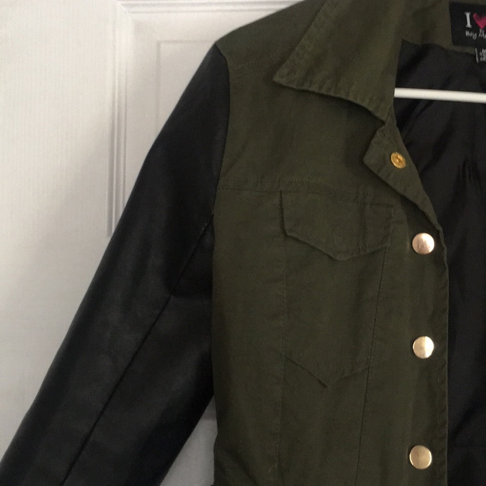 Light jacket - Picture 2 of 3